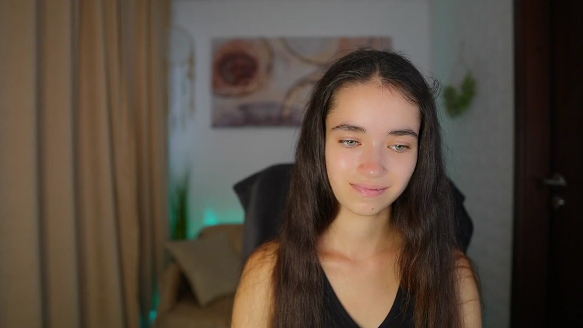 Gallery image thumbnail from Gia_Paige18's myfreecams stream on, 08/26/2024, 09:32 image 3 of 20