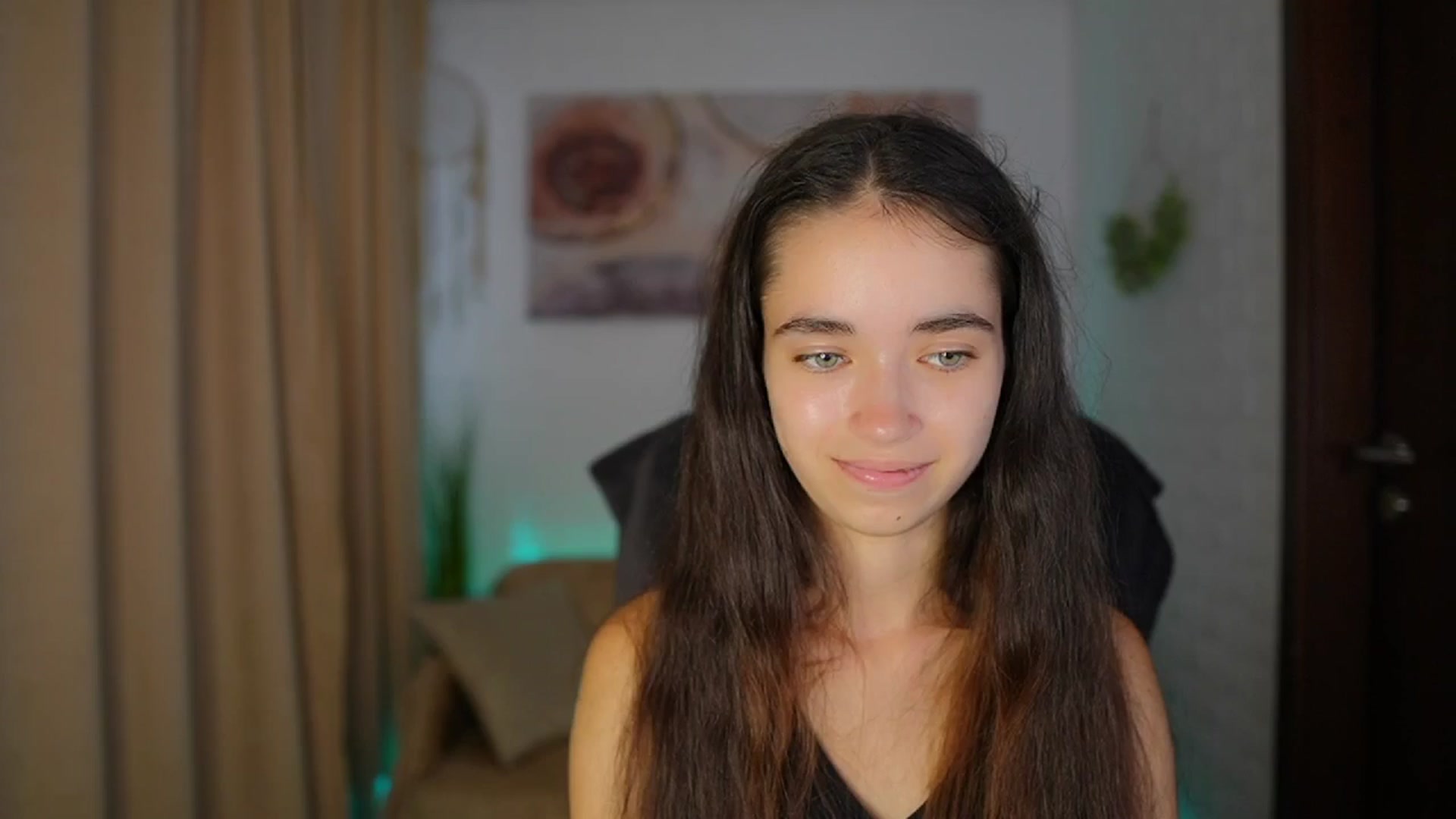 Gallery image thumbnail from Gia_Paige18's myfreecams stream on, 08/26/2024, 10:01 image 8 of 20