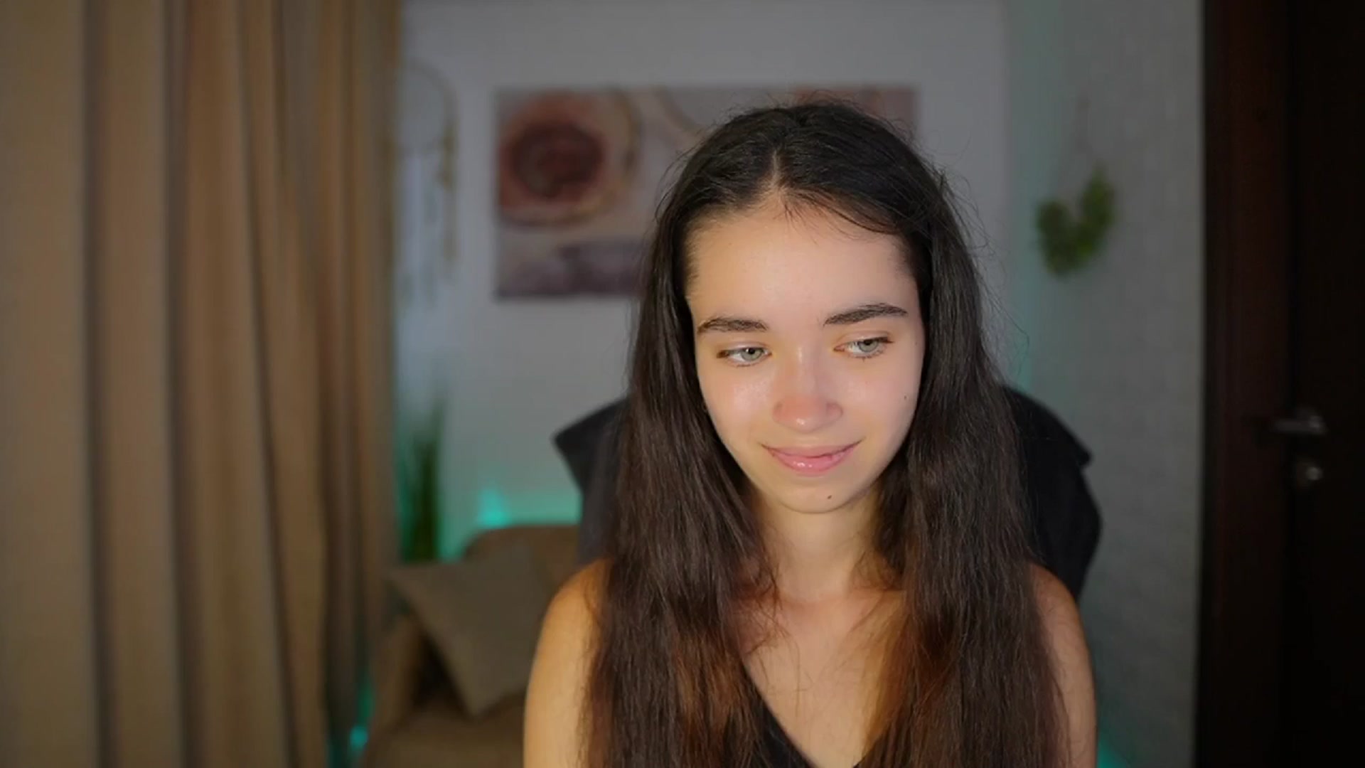 Gallery image thumbnail from Gia_Paige18's myfreecams stream on, 08/26/2024, 10:01 image 7 of 20