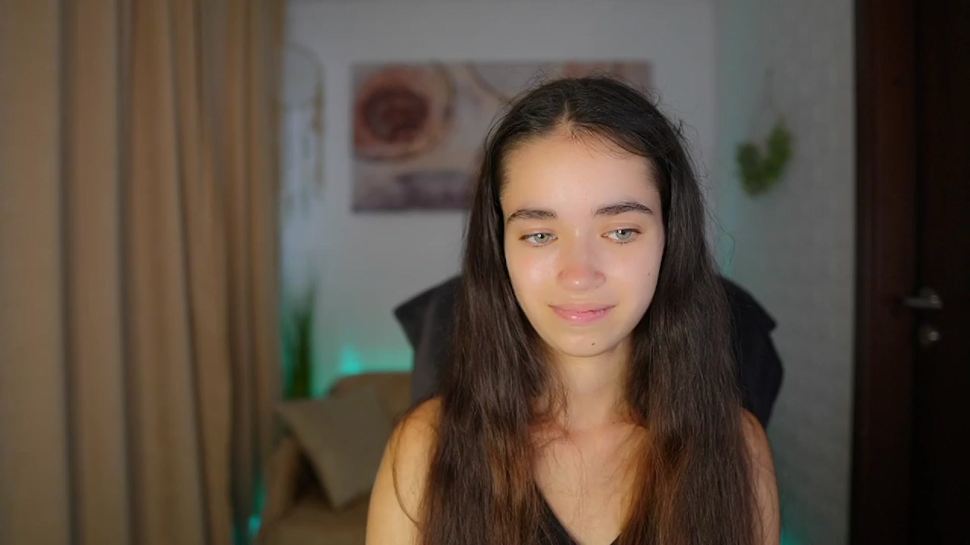 Gallery image thumbnail from Gia_Paige18's myfreecams stream on, 08/26/2024, 10:01 image 14 of 20