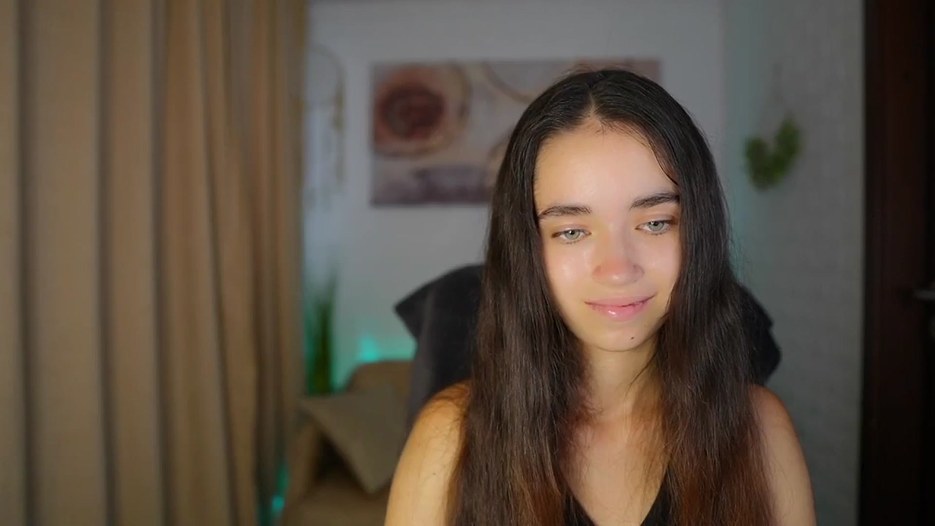 Gallery image thumbnail from Gia_Paige18's myfreecams stream on, 08/26/2024, 11:17 image 4 of 20