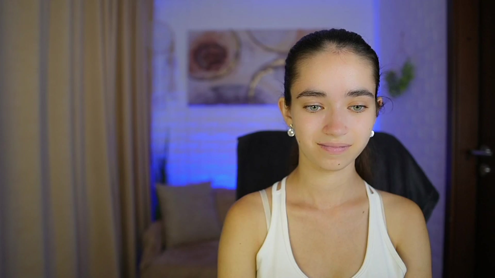 Gallery image thumbnail from Gia_Paige18's myfreecams stream on, 08/28/2024, 10:50 image 3 of 20
