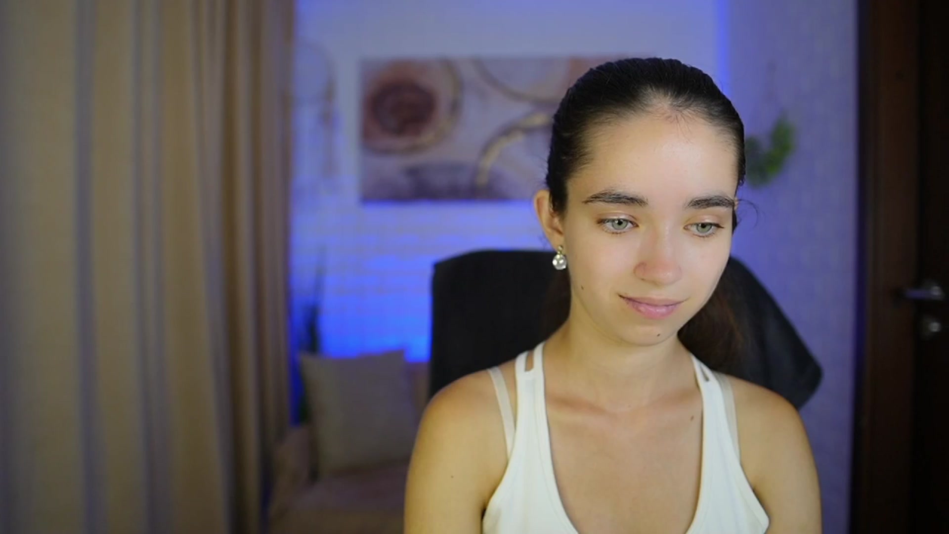 Gallery image thumbnail from Gia_Paige18's myfreecams stream on, 08/28/2024, 10:50 image 12 of 20