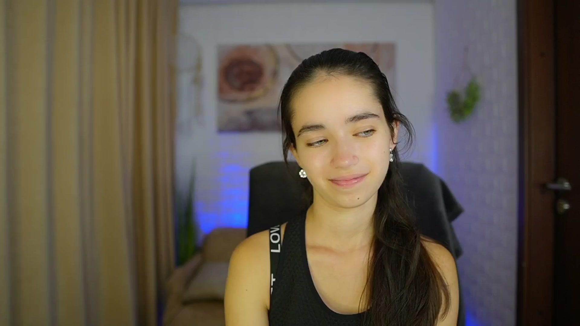 Gallery image thumbnail from Gia_Paige18's myfreecams stream on, 09/03/2024, 10:17 image 16 of 20
