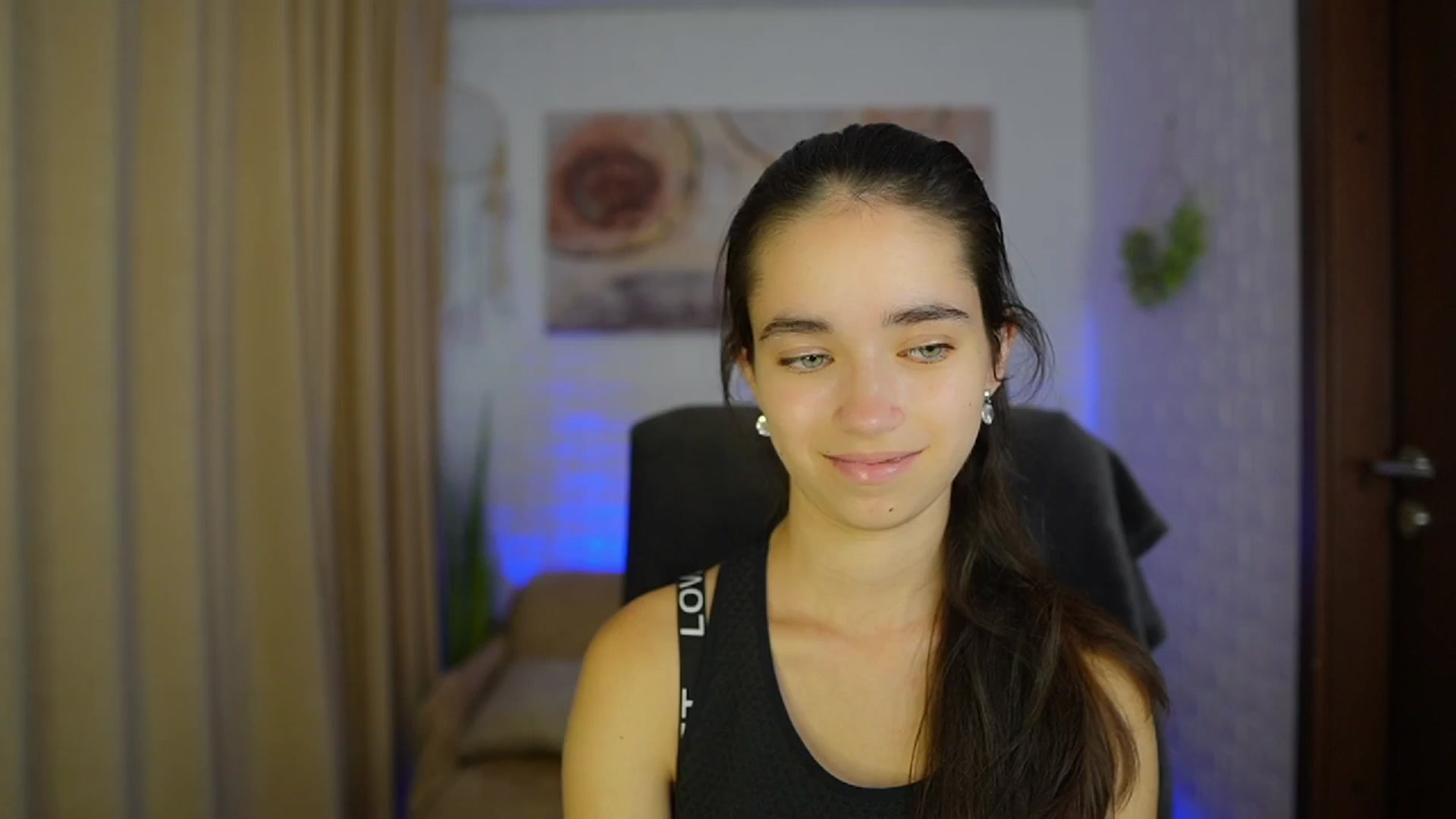Gallery image thumbnail from Gia_Paige18's myfreecams stream on, 09/03/2024, 10:17 image 11 of 20