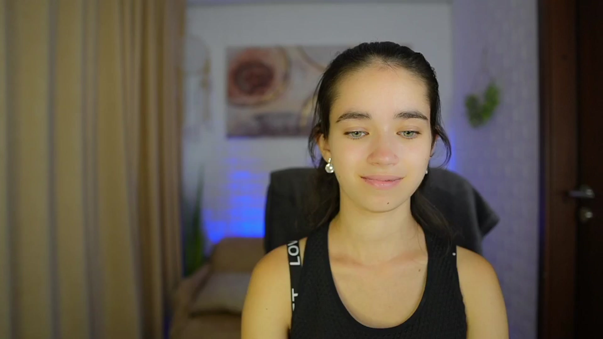 Gallery image thumbnail from Gia_Paige18's myfreecams stream on, 09/03/2024, 12:41 image 3 of 20