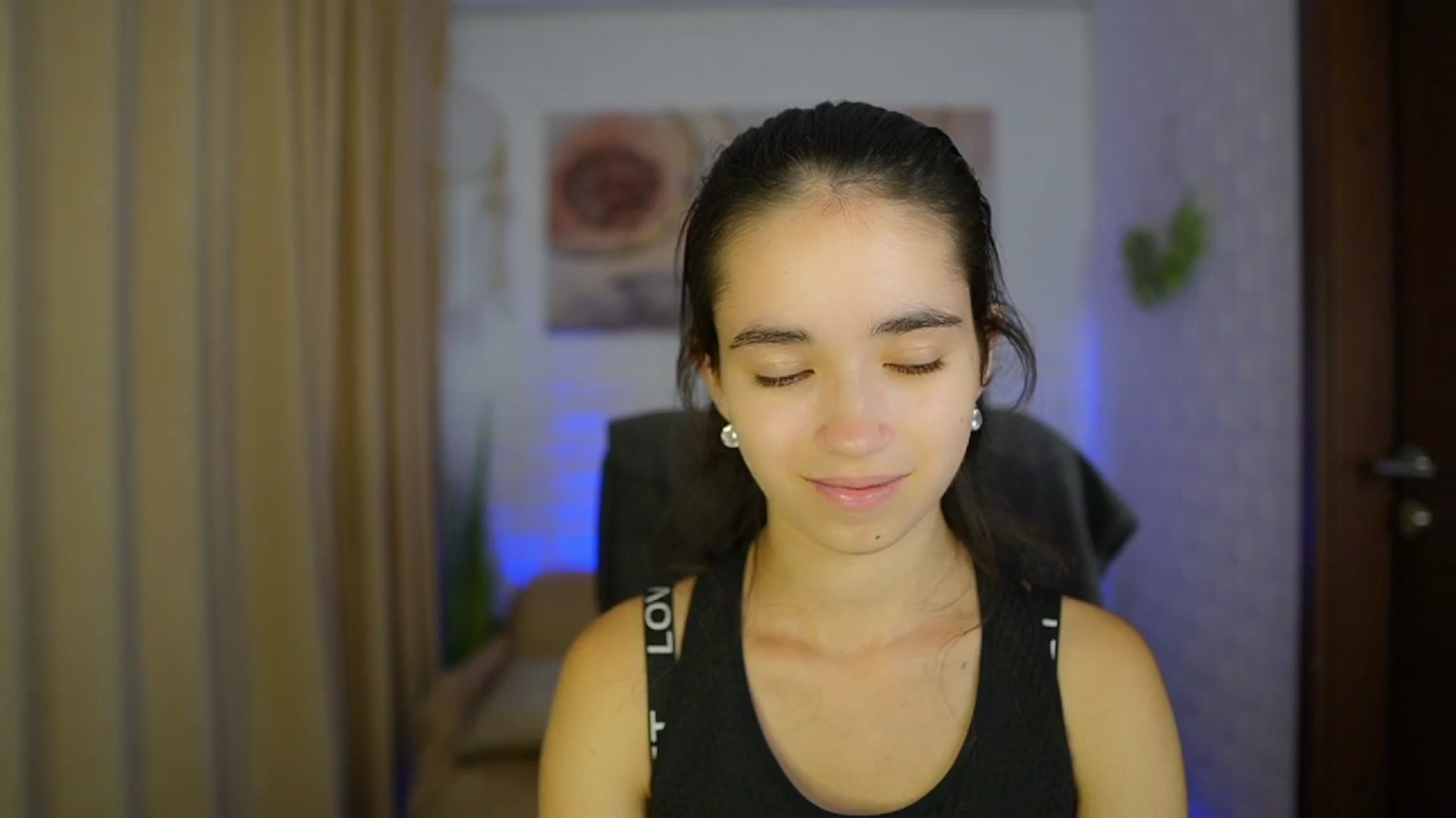 Gallery image thumbnail from Gia_Paige18's myfreecams stream on, 09/03/2024, 12:41 image 10 of 20