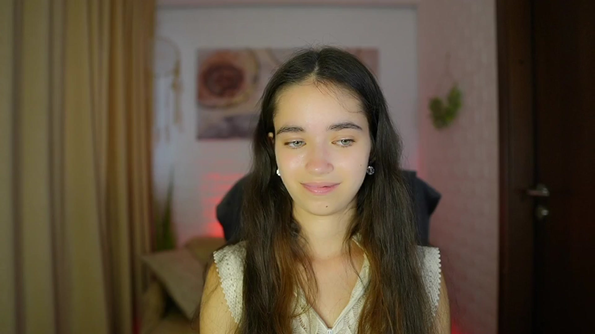 Gallery image thumbnail from Gia_Paige18's myfreecams stream on, 09/04/2024, 13:15 image 19 of 20