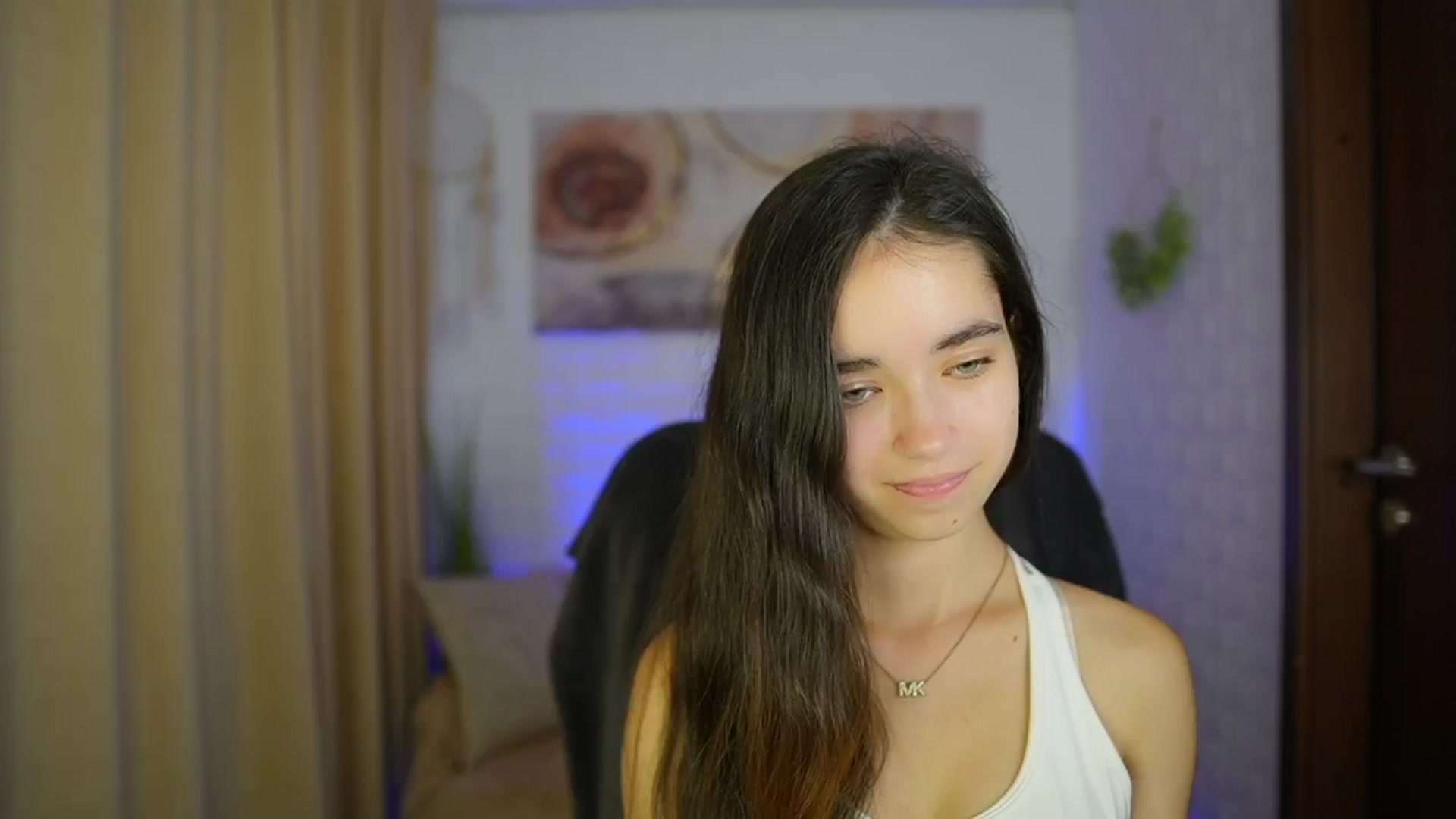 Gallery image thumbnail from Gia_Paige18's myfreecams stream on, 09/08/2024, 16:15 image 3 of 20