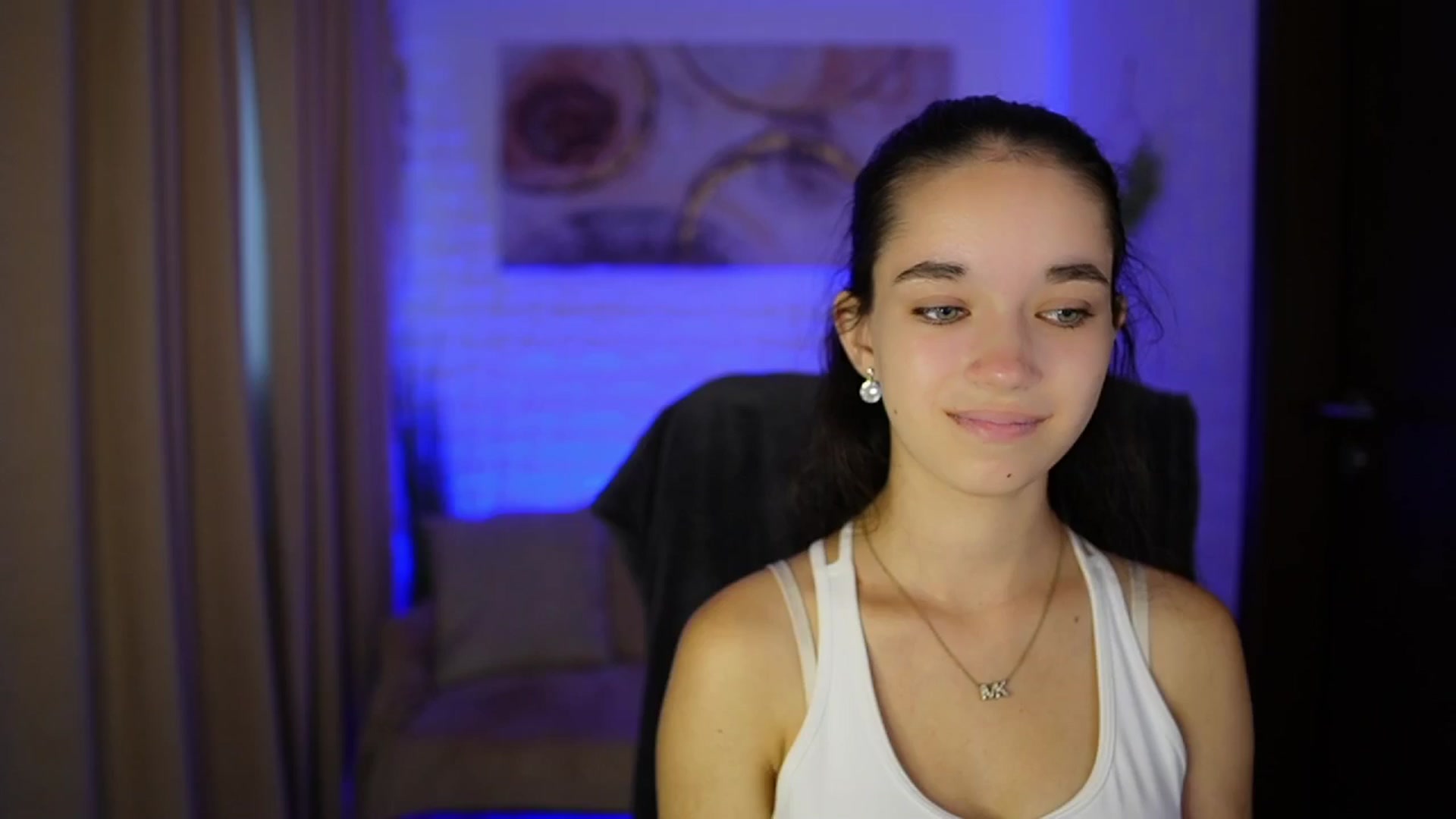 Gallery image thumbnail from Gia_Paige18's myfreecams stream on, 09/17/2024, 11:31 image 5 of 20