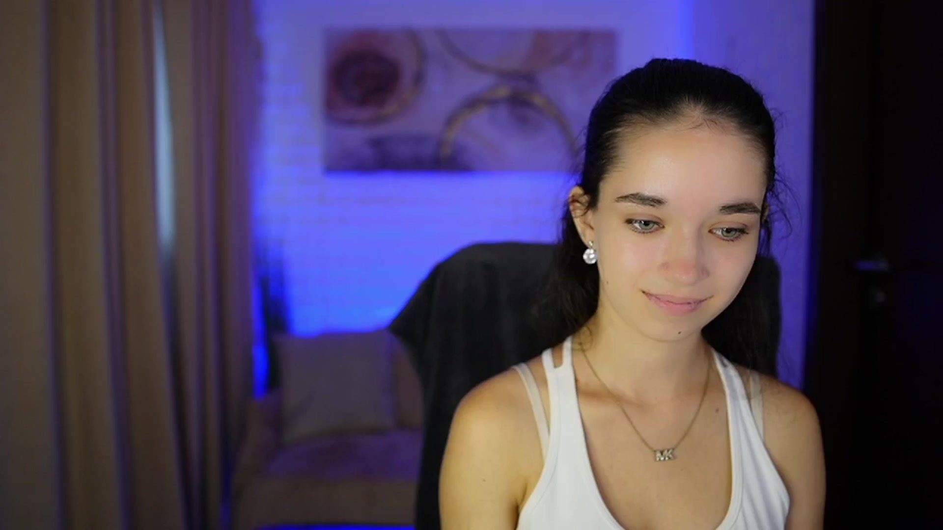 Gallery image thumbnail from Gia_Paige18's myfreecams stream on, 09/17/2024, 11:31 image 7 of 20