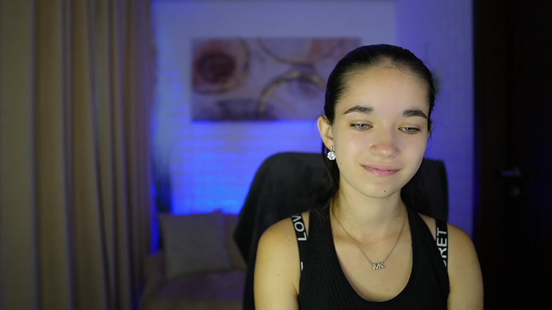 Gallery image thumbnail from Gia_Paige18's myfreecams stream on, 09/22/2024, 09:33 image 17 of 20