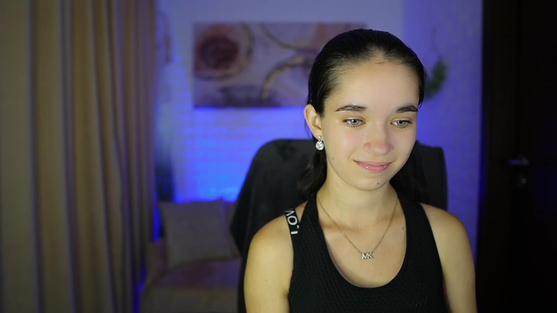 Gallery image thumbnail from Gia_Paige18's myfreecams stream on, 09/22/2024, 15:04 image 12 of 20