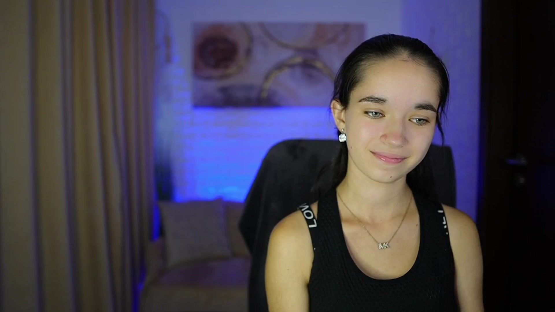 Gallery image thumbnail from Gia_Paige18's myfreecams stream on, 09/22/2024, 15:04 image 7 of 20