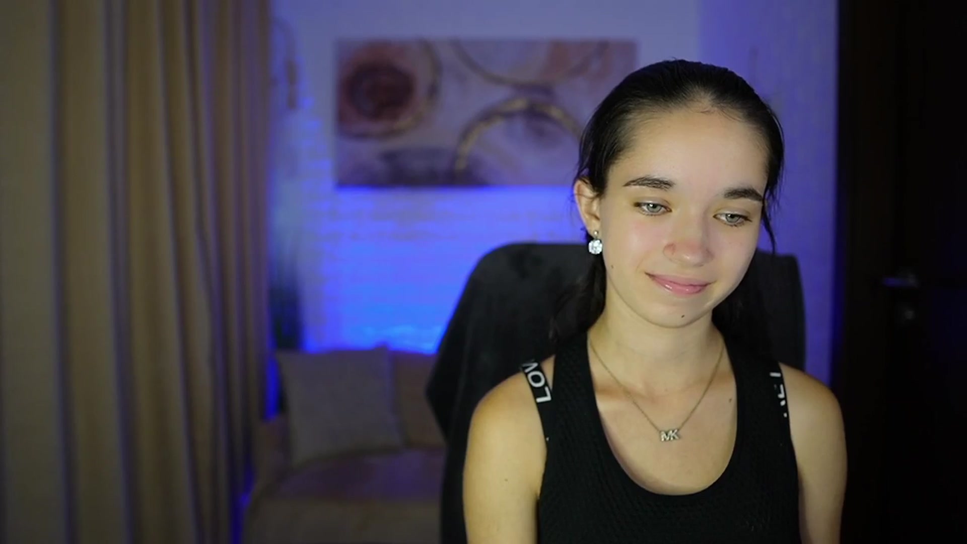 Gallery image thumbnail from Gia_Paige18's myfreecams stream on, 09/22/2024, 15:04 image 9 of 20