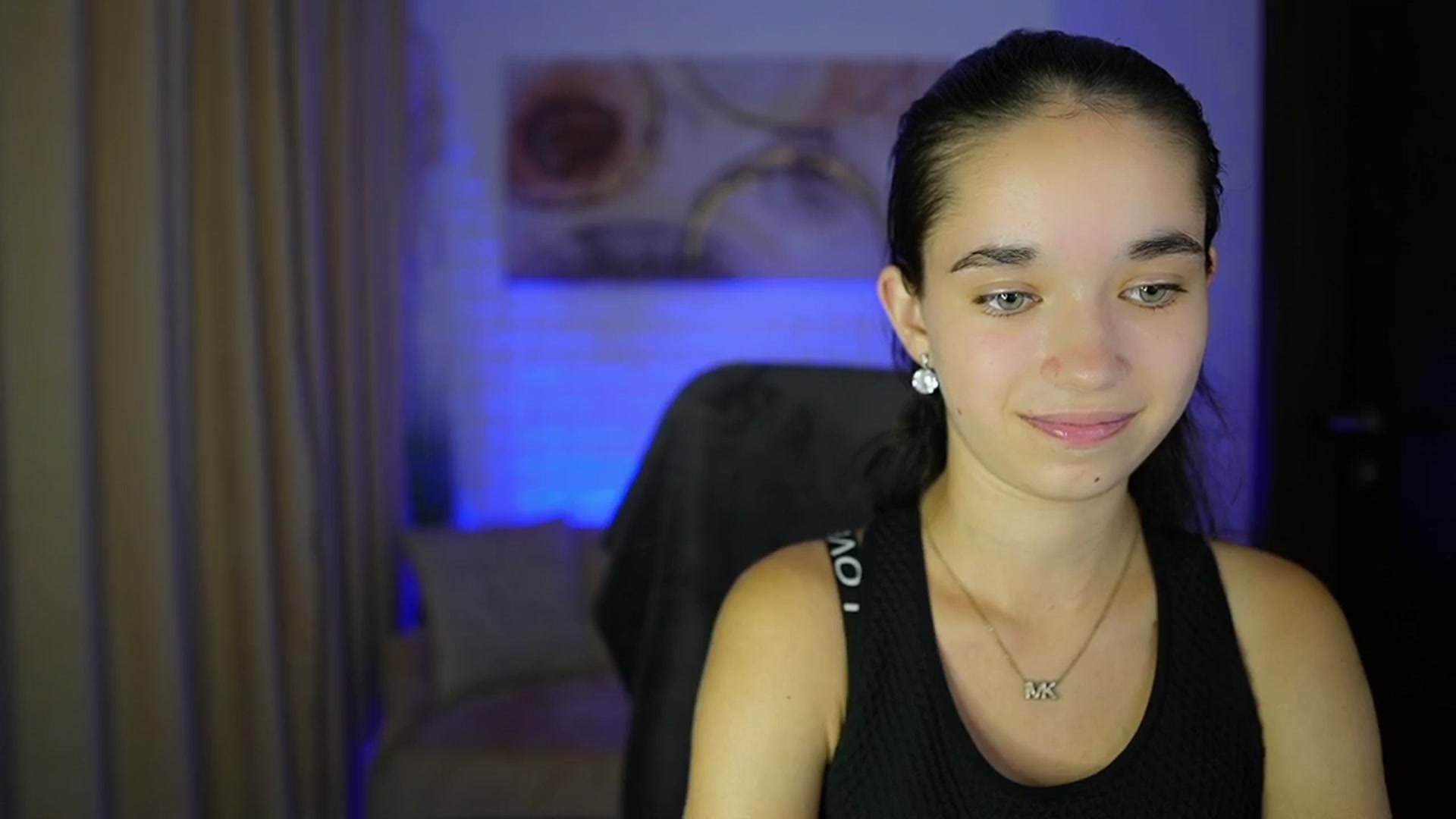Gallery image thumbnail from Gia_Paige18's myfreecams stream on, 09/22/2024, 18:03 image 16 of 20