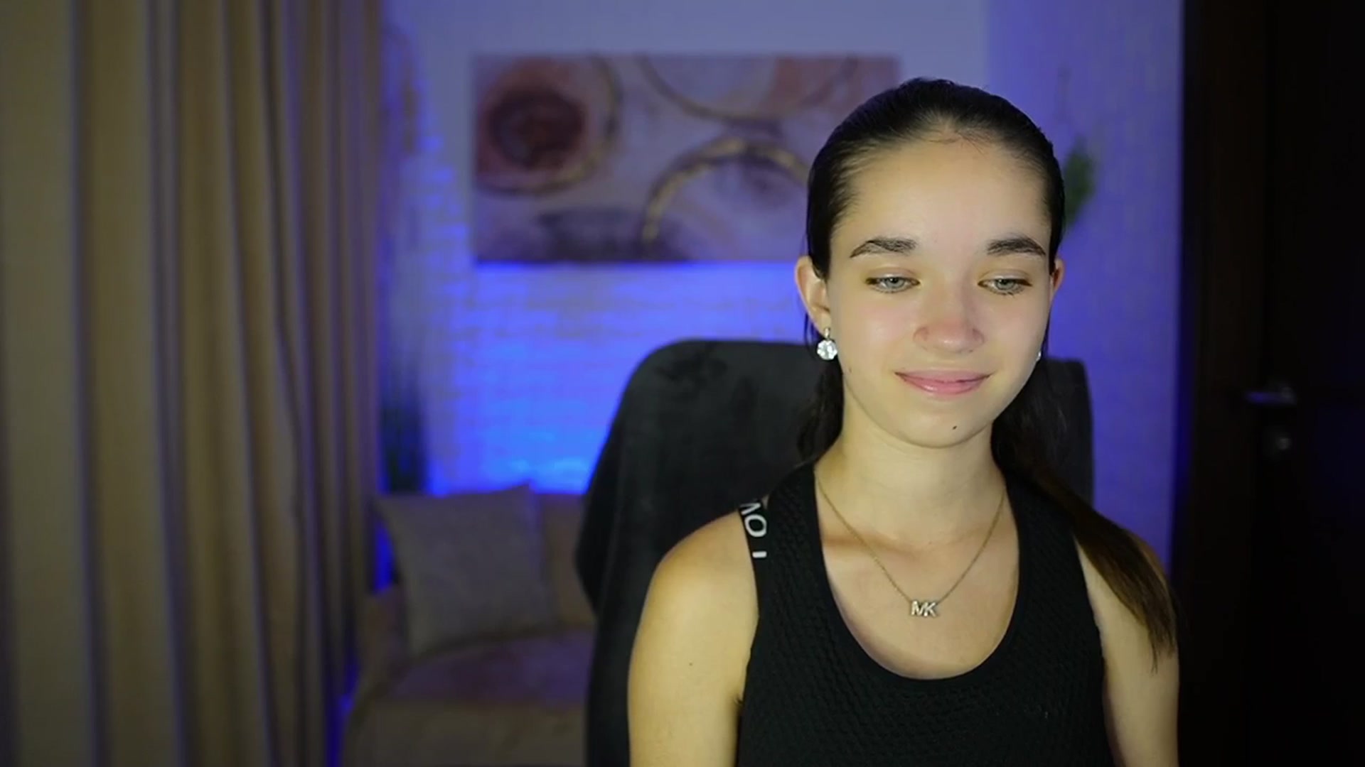 Gallery image thumbnail from Gia_Paige18's myfreecams stream on, 09/22/2024, 18:03 image 2 of 20