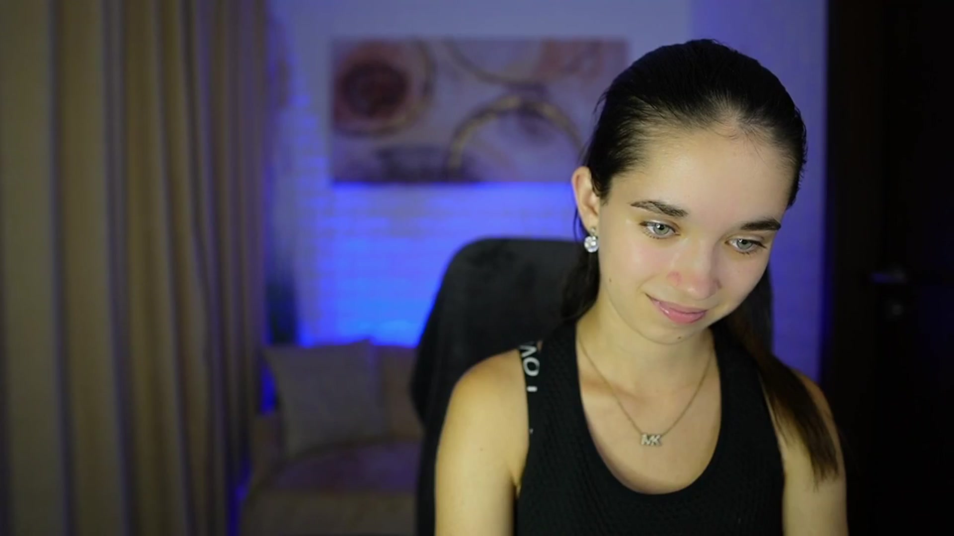 Gallery image thumbnail from Gia_Paige18's myfreecams stream on, 09/22/2024, 18:03 image 4 of 20