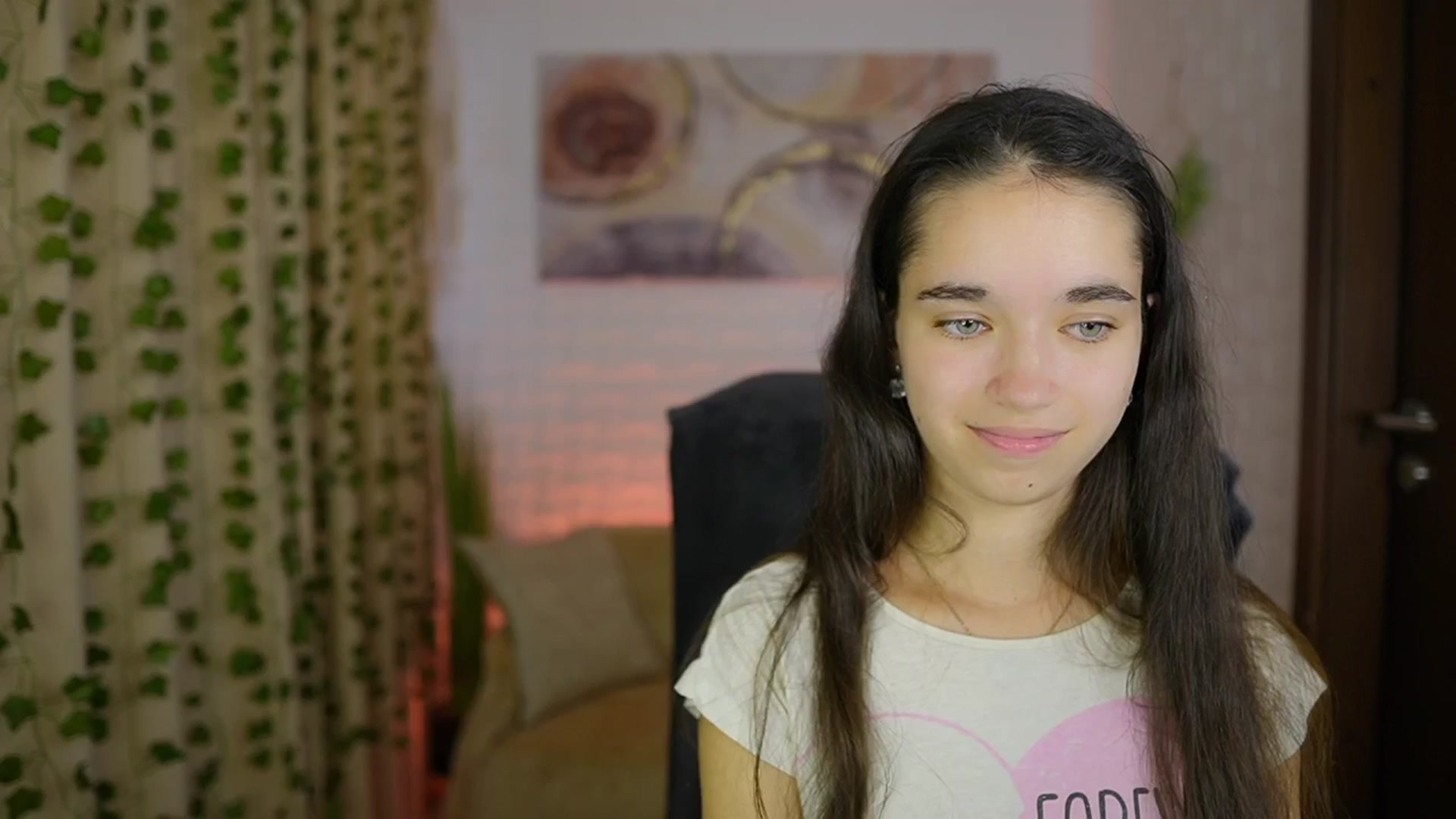 Gallery image thumbnail from Gia_Paige18's myfreecams stream on, 09/27/2024, 13:05 image 8 of 20