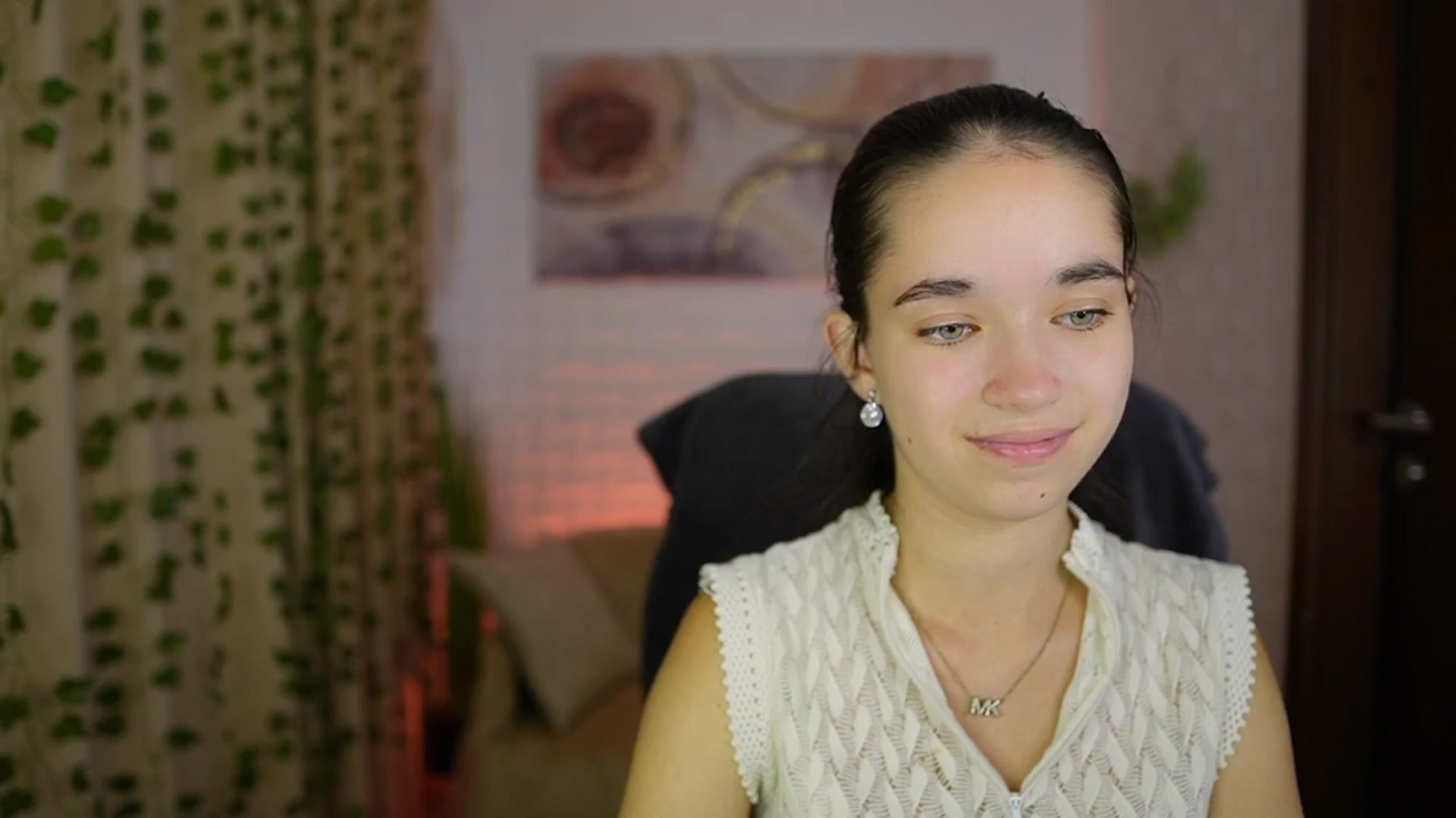 Gallery image thumbnail from Gia_Paige18's myfreecams stream on, 09/28/2024, 12:13 image 14 of 20