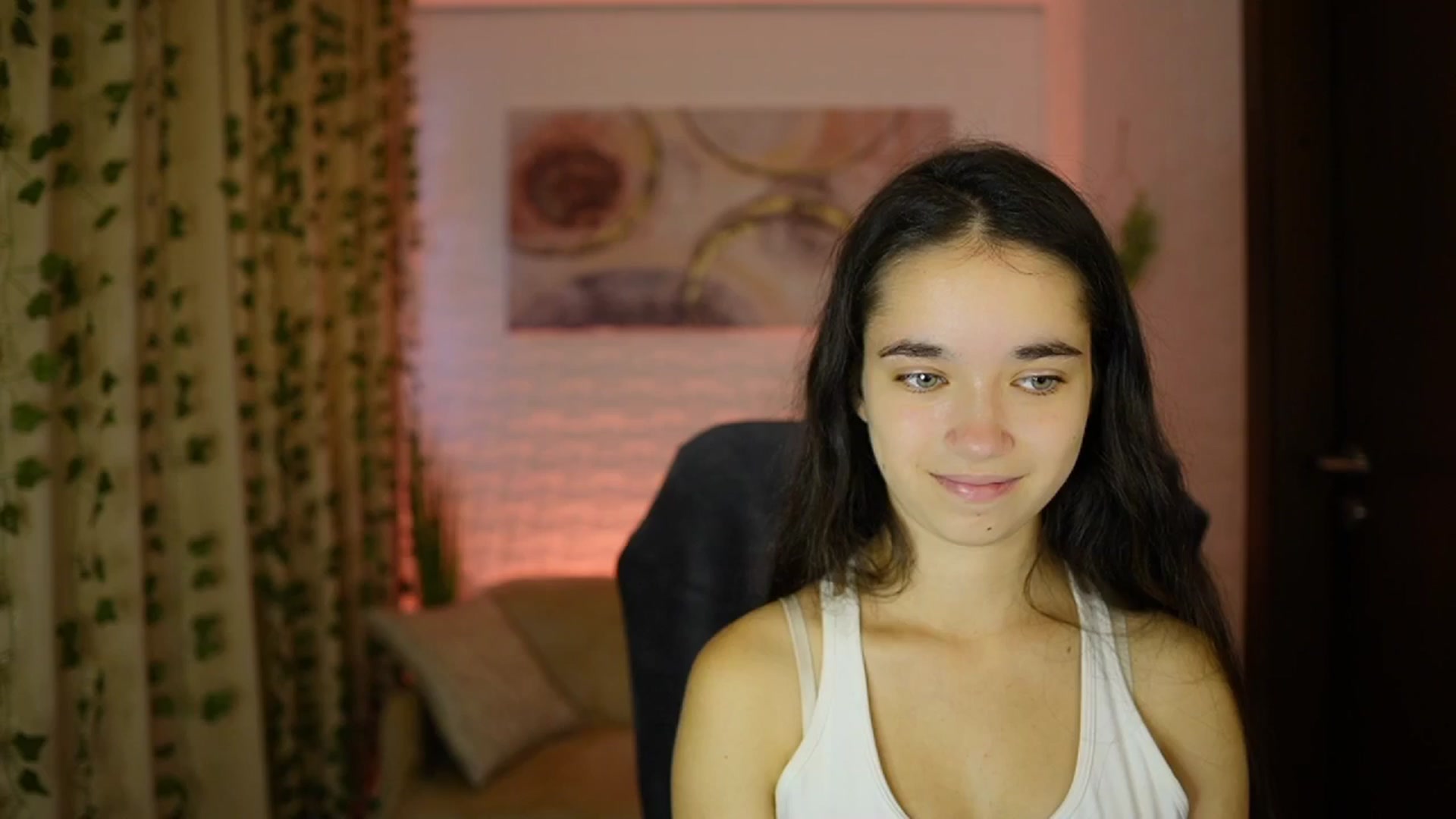 Gallery image thumbnail from Gia_Paige18's myfreecams stream on, 10/06/2024, 09:09 image 17 of 20