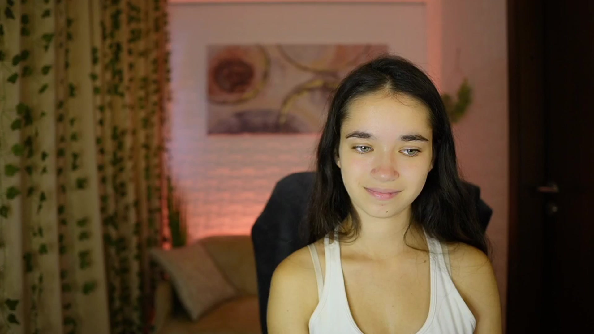Gallery image thumbnail from Gia_Paige18's myfreecams stream on, 10/06/2024, 09:09 image 13 of 20