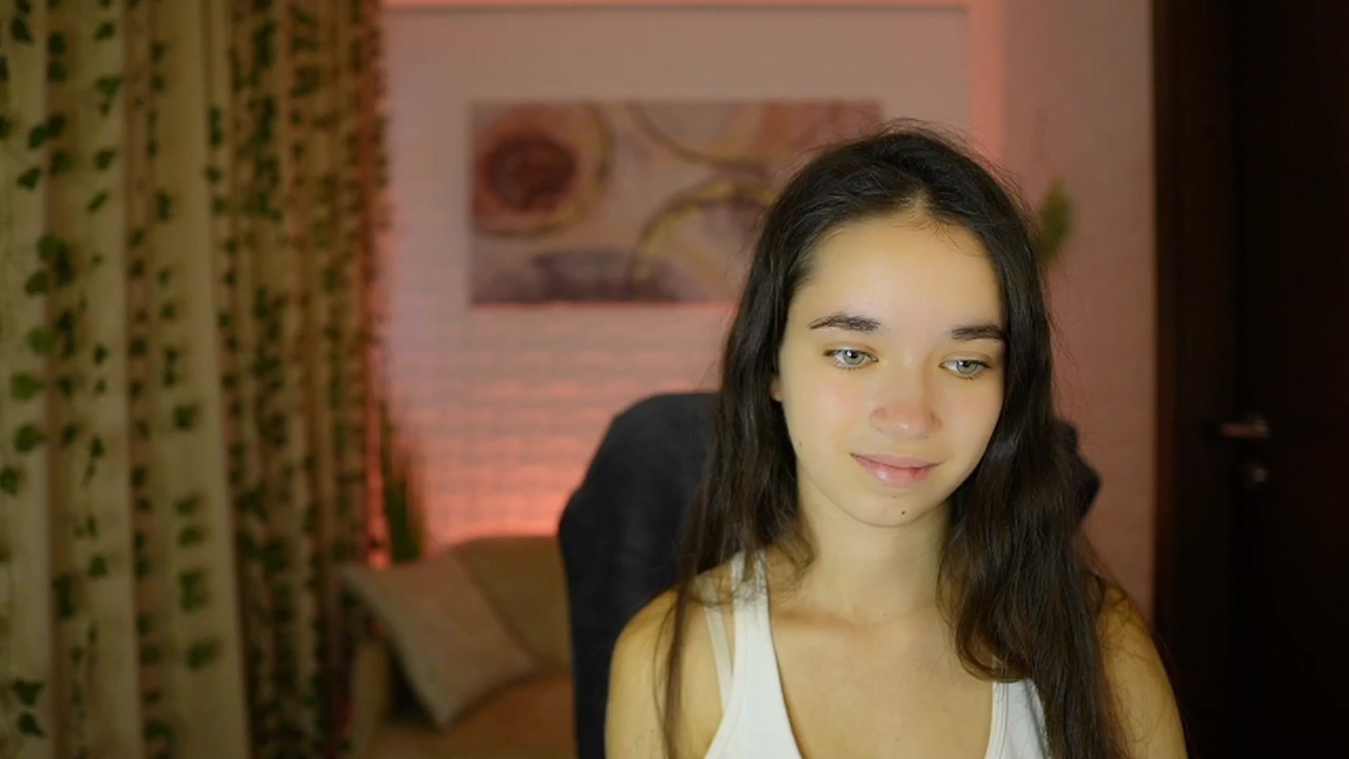 Gallery image thumbnail from Gia_Paige18's myfreecams stream on, 10/06/2024, 09:51 image 13 of 20