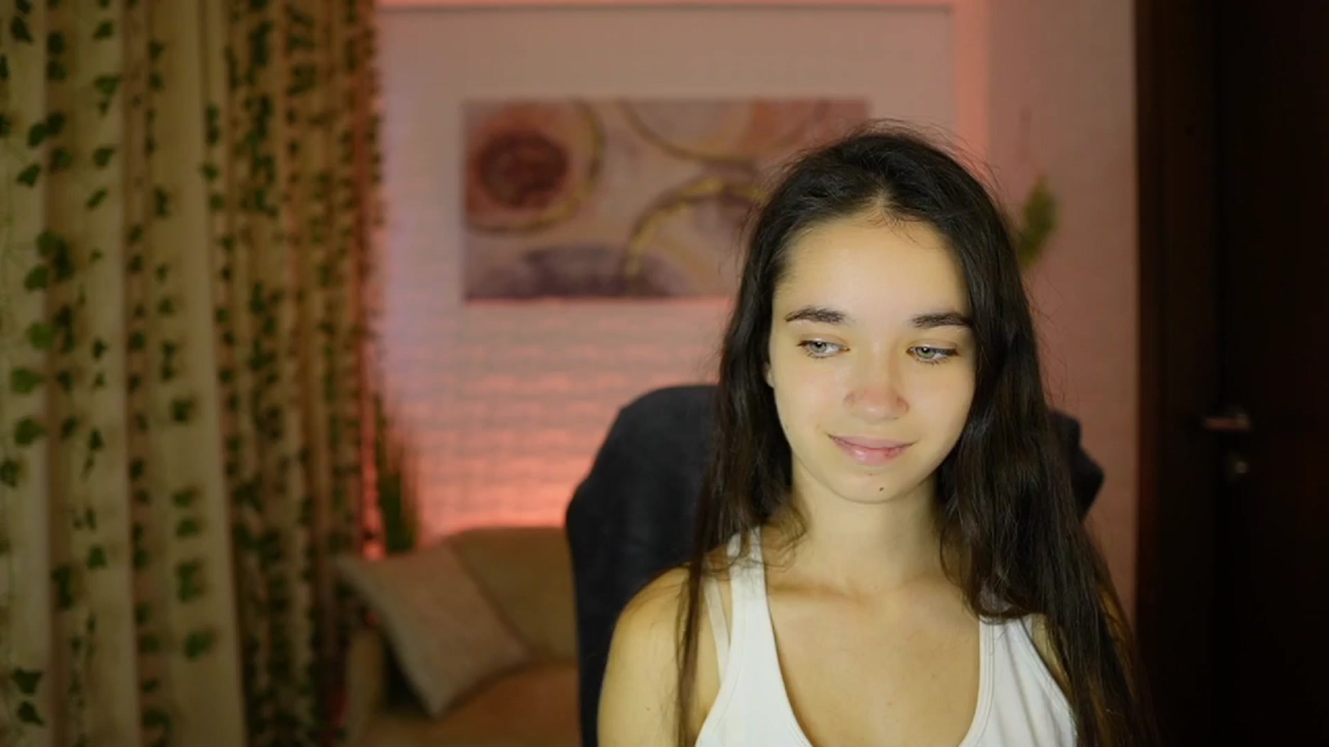 Gallery image thumbnail from Gia_Paige18's myfreecams stream on, 10/06/2024, 09:51 image 4 of 20