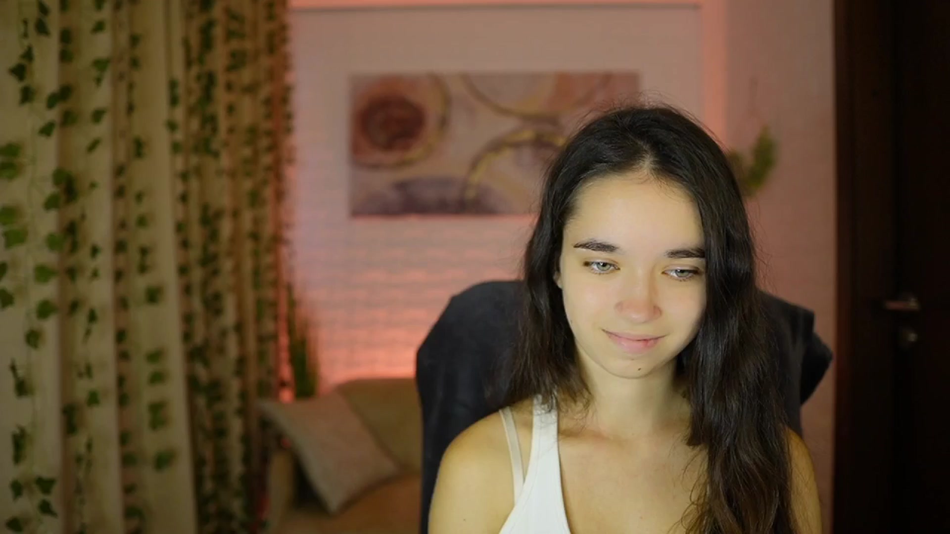 Gallery image thumbnail from Gia_Paige18's myfreecams stream on, 10/06/2024, 11:30 image 1 of 20