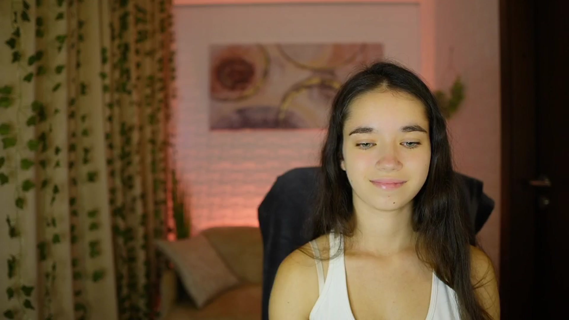 Gallery image thumbnail from Gia_Paige18's myfreecams stream on, 10/06/2024, 11:30 image 16 of 20