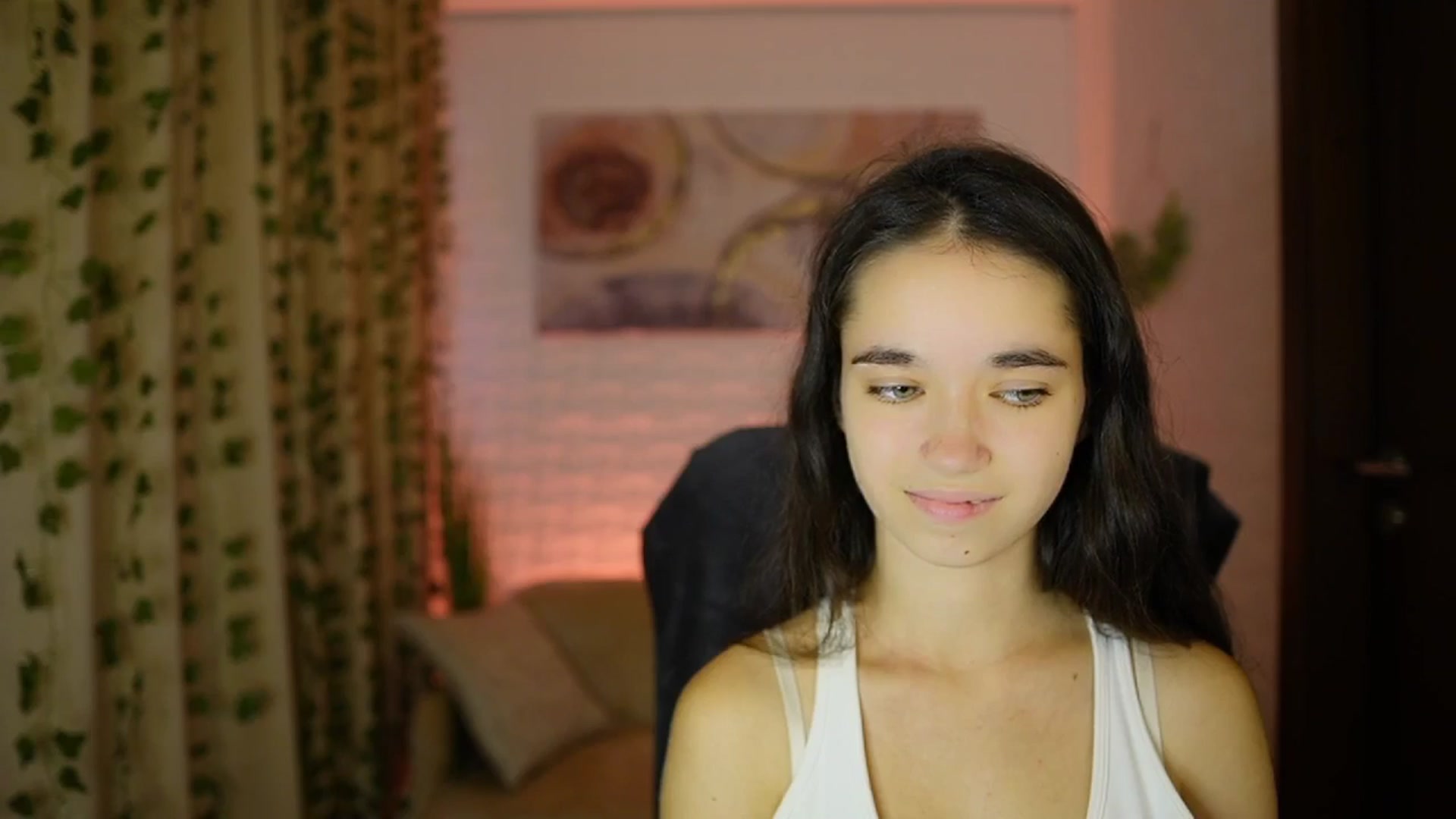 Gallery image thumbnail from Gia_Paige18's myfreecams stream on, 10/06/2024, 11:30 image 5 of 20