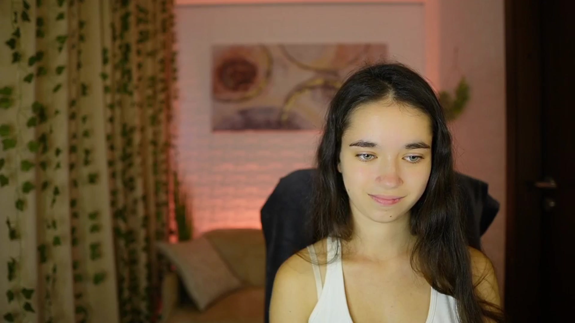 Gallery image thumbnail from Gia_Paige18's myfreecams stream on, 10/06/2024, 11:30 image 15 of 20