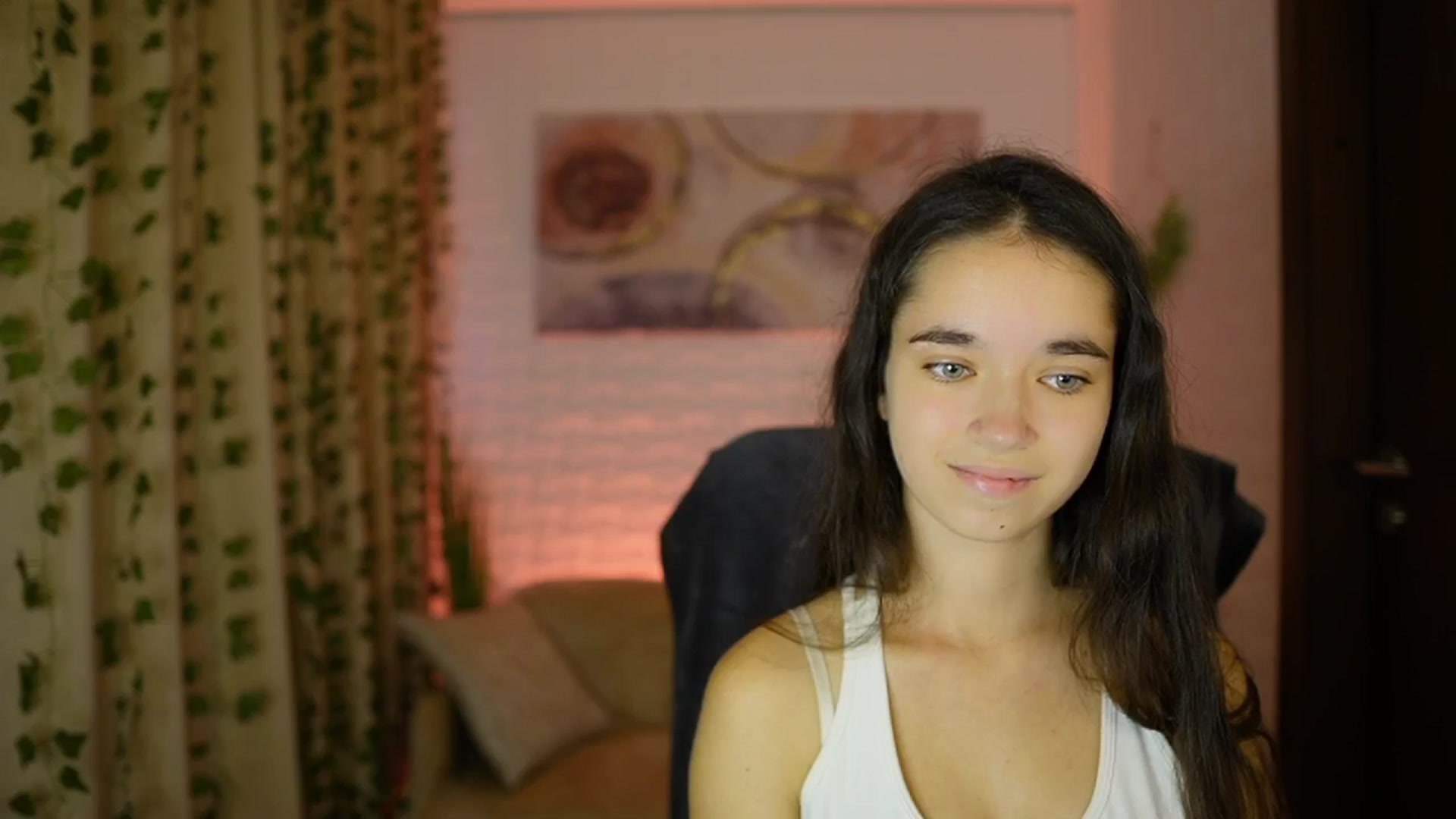 Gallery image thumbnail from Gia_Paige18's myfreecams stream on, 10/06/2024, 11:30 image 11 of 20