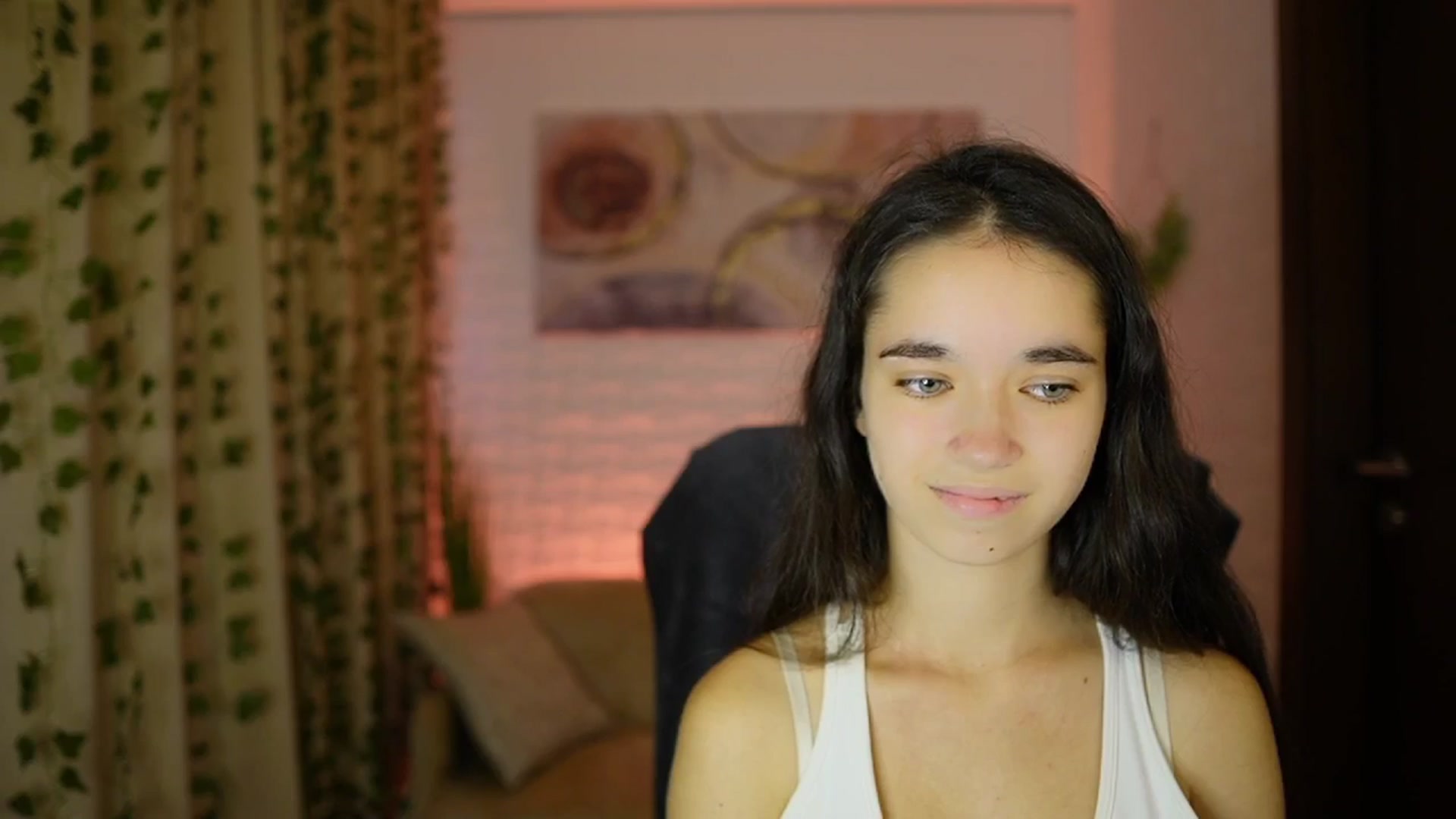 Gallery image thumbnail from Gia_Paige18's myfreecams stream on, 10/06/2024, 11:30 image 6 of 20