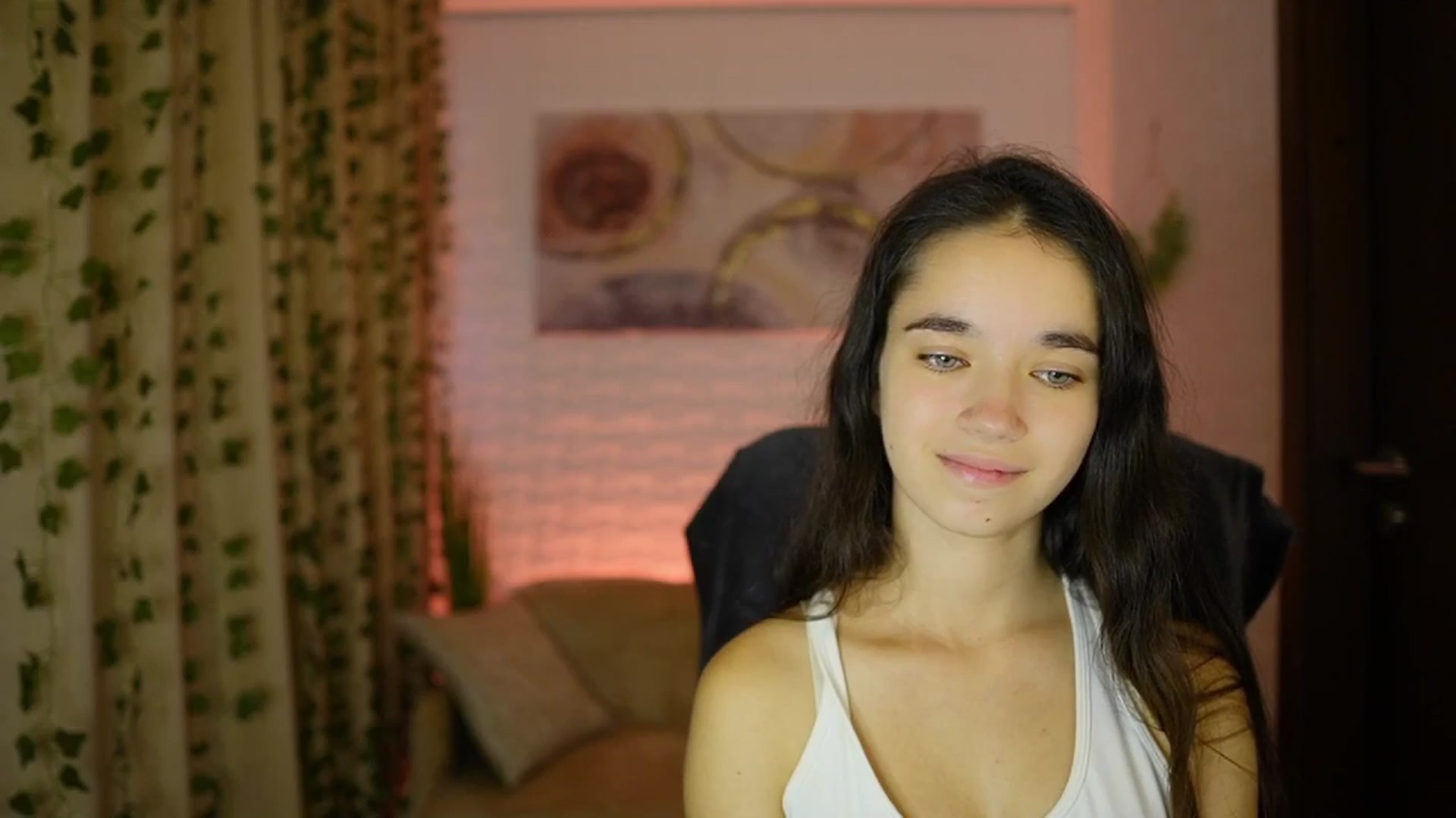 Gallery image thumbnail from Gia_Paige18's myfreecams stream on, 10/06/2024, 12:01 image 3 of 20