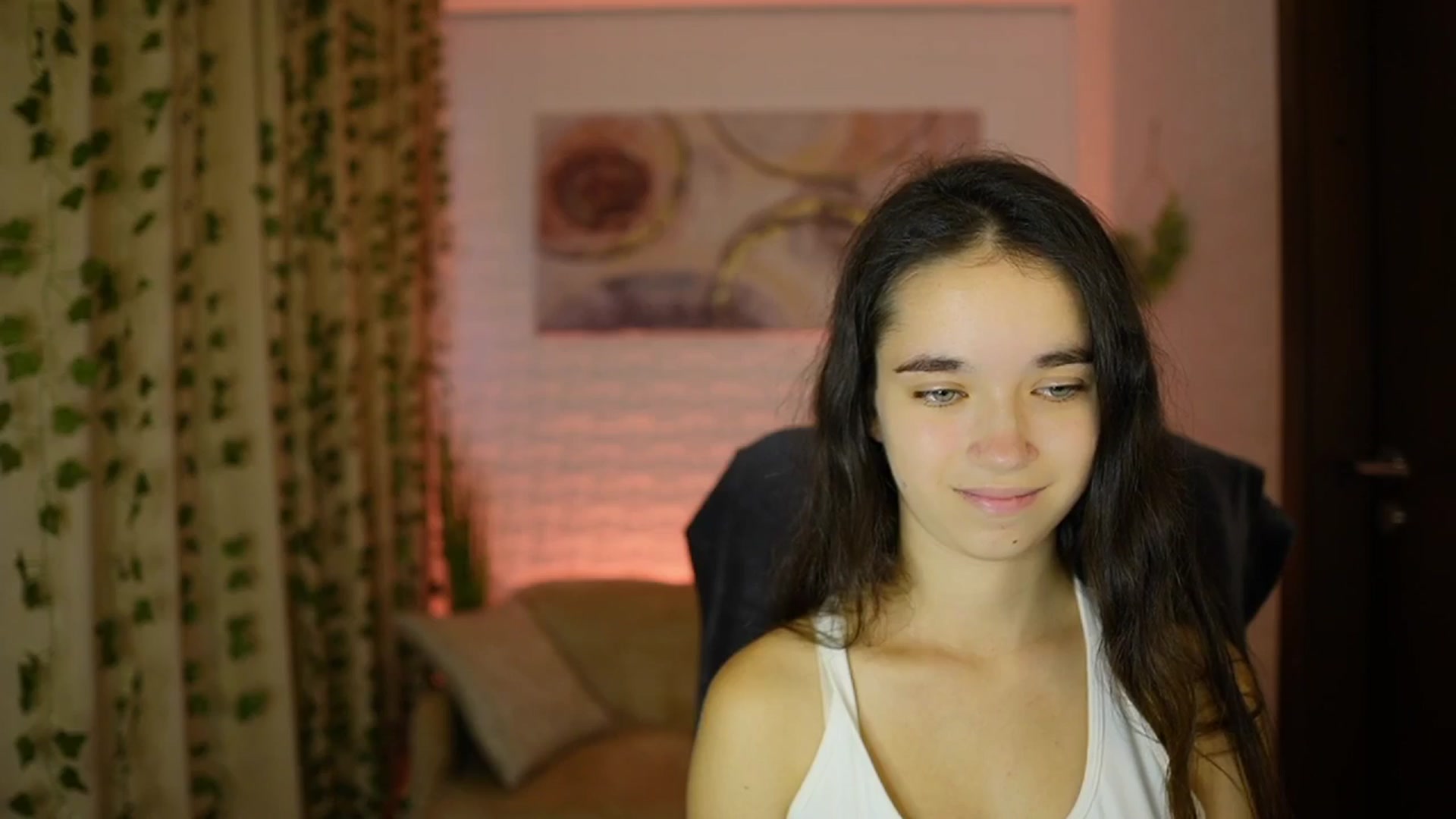 Gallery image thumbnail from Gia_Paige18's myfreecams stream on, 10/06/2024, 12:01 image 6 of 20