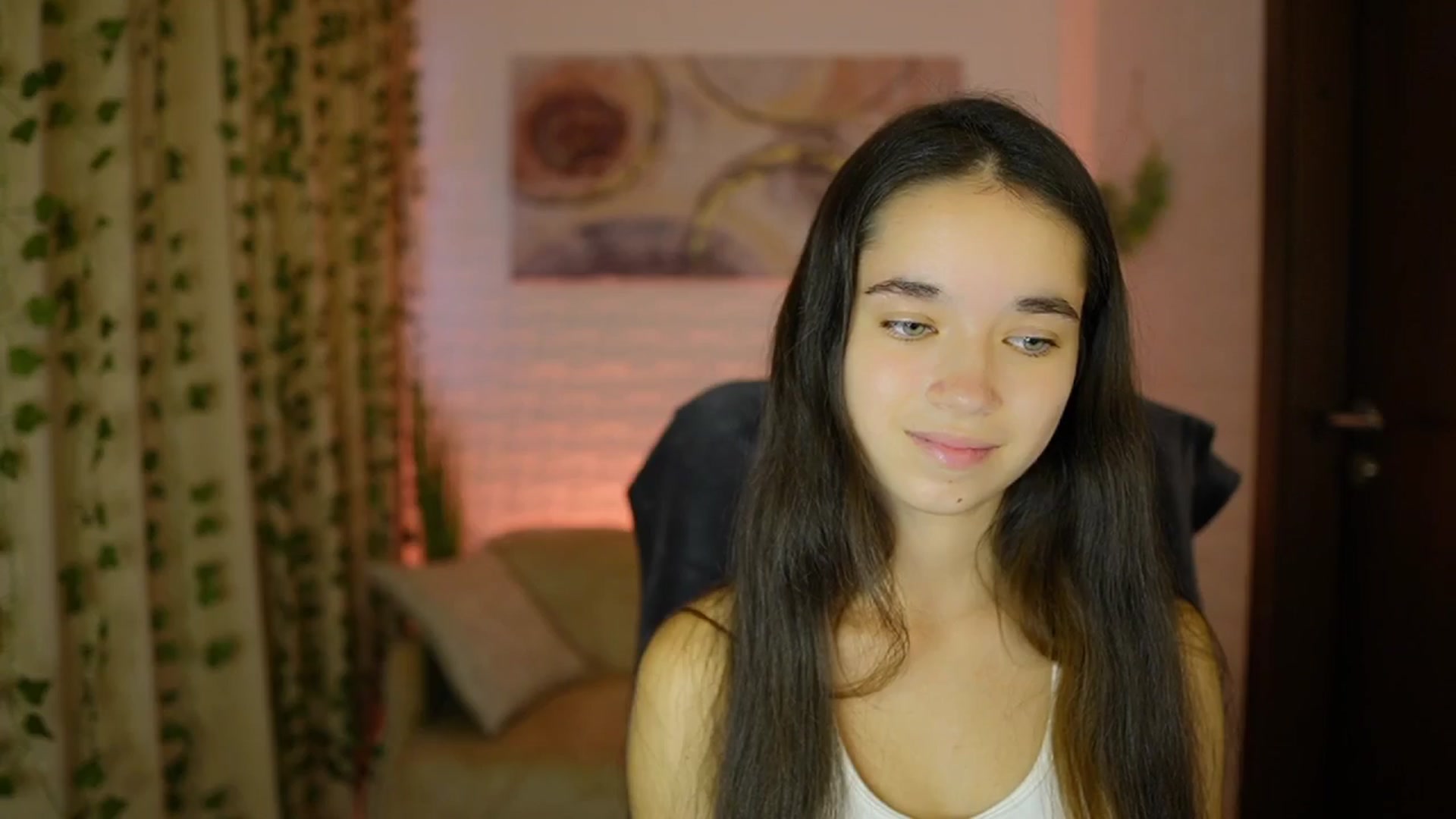 Gallery image thumbnail from Gia_Paige18's myfreecams stream on, 10/06/2024, 13:27 image 3 of 20
