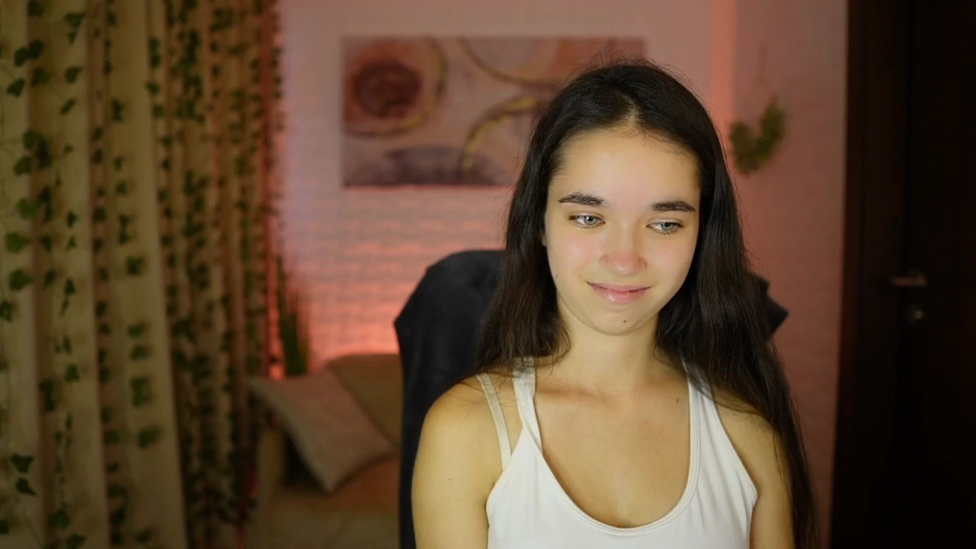 Gallery image thumbnail from Gia_Paige18's myfreecams stream on, 10/06/2024, 14:04 image 8 of 20