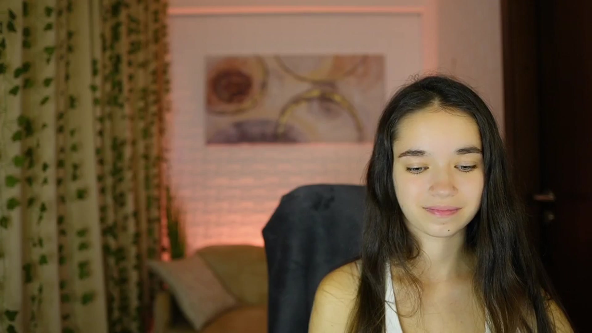 Gallery image thumbnail from Gia_Paige18's myfreecams stream on, 10/06/2024, 15:25 image 19 of 20