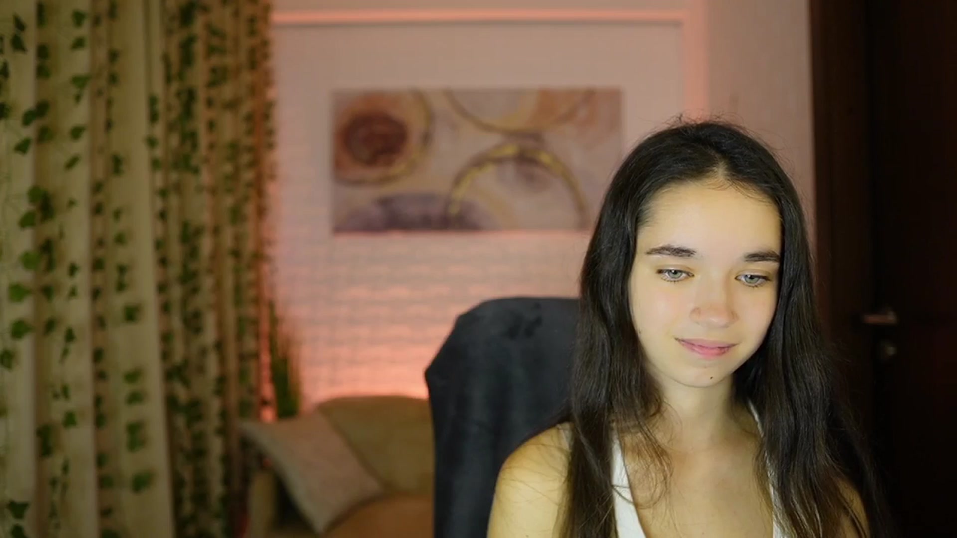 Gallery image thumbnail from Gia_Paige18's myfreecams stream on, 10/06/2024, 15:25 image 17 of 20