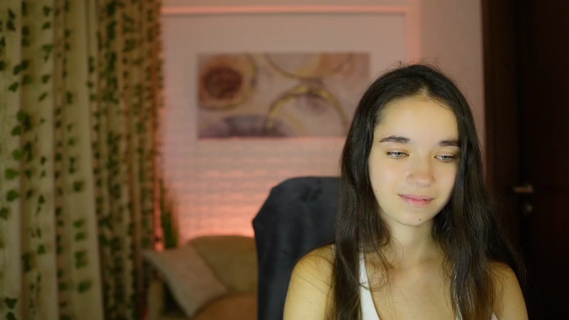 Gallery image thumbnail from Gia_Paige18's myfreecams stream on, 10/06/2024, 15:25 image 8 of 20