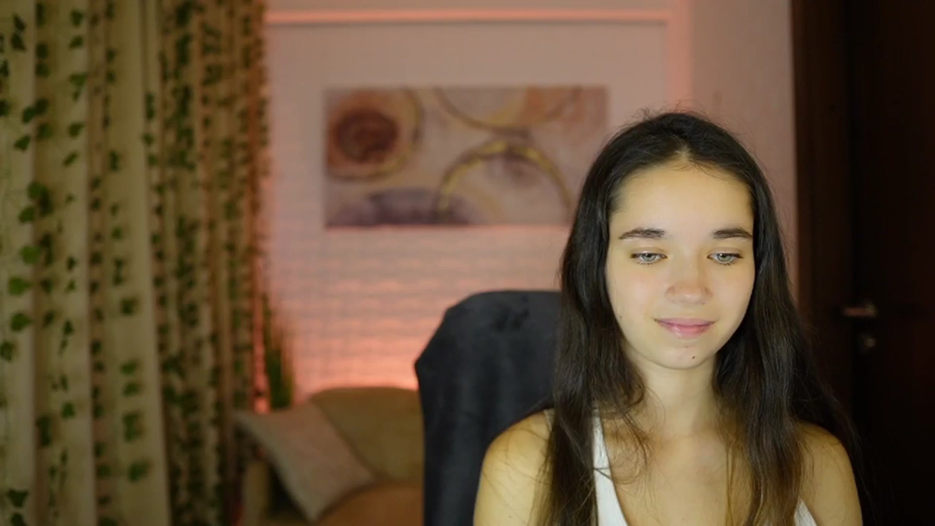 Gallery image thumbnail from Gia_Paige18's myfreecams stream on, 10/06/2024, 15:25 image 12 of 20