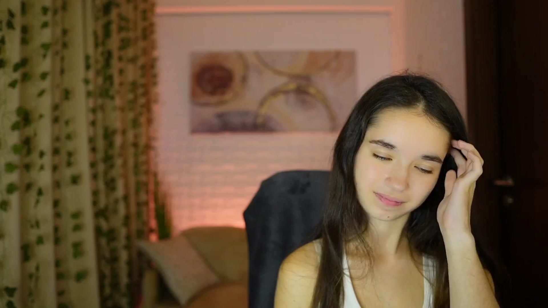 Gallery image thumbnail from Gia_Paige18's myfreecams stream on, 10/06/2024, 15:25 image 16 of 20