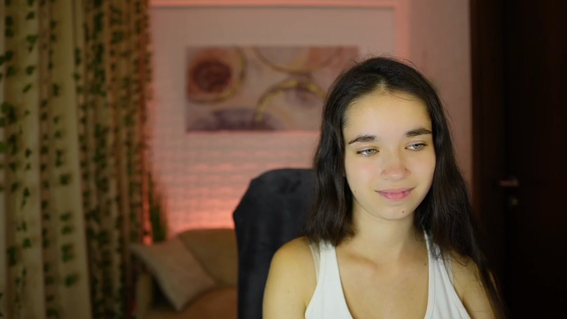 Gallery image thumbnail from Gia_Paige18's myfreecams stream on, 10/06/2024, 16:43 image 16 of 20