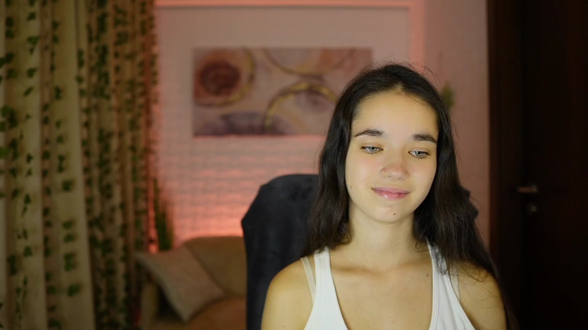 Gallery image thumbnail from Gia_Paige18's myfreecams stream on, 10/06/2024, 16:43 image 12 of 20