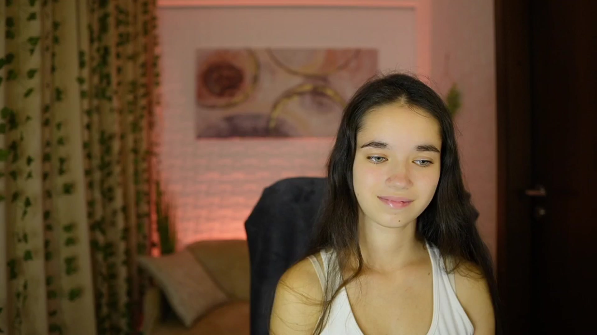 Gallery image thumbnail from Gia_Paige18's myfreecams stream on, 10/06/2024, 16:43 image 1 of 20