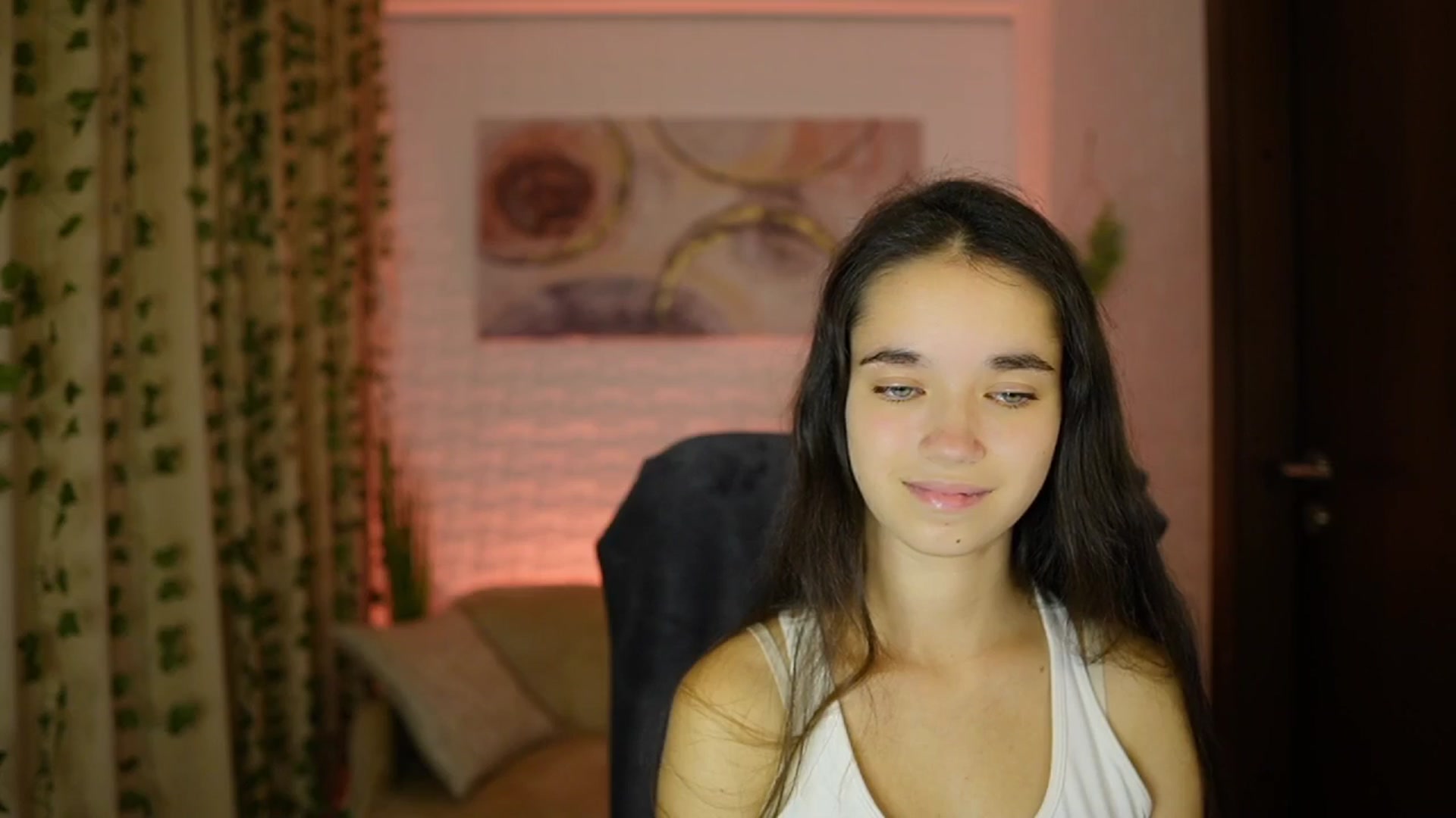 Gallery image thumbnail from Gia_Paige18's myfreecams stream on, 10/06/2024, 16:43 image 2 of 20
