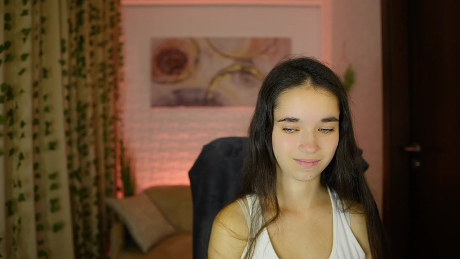 Gallery image thumbnail from Gia_Paige18's myfreecams stream on, 10/06/2024, 16:43 image 8 of 20