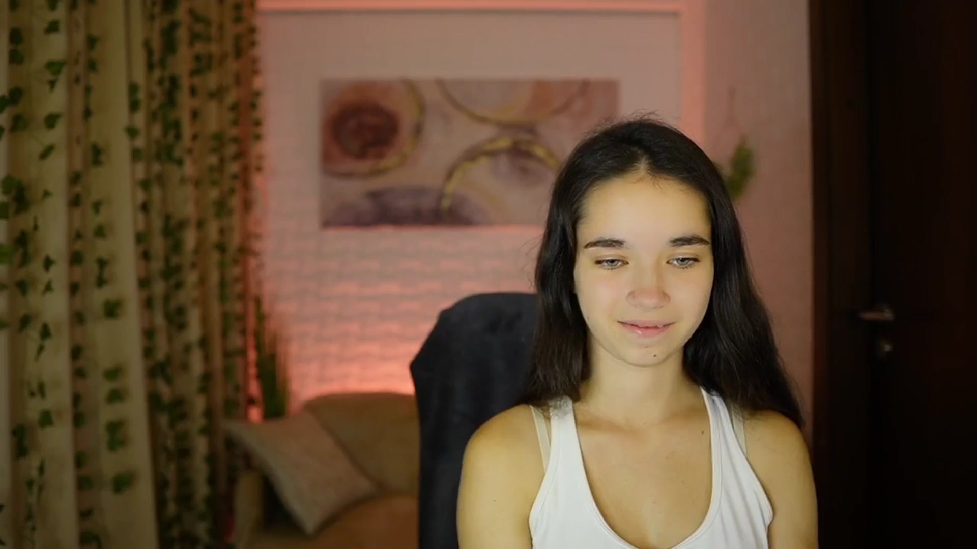 Gallery image thumbnail from Gia_Paige18's myfreecams stream on, 10/06/2024, 17:43 image 6 of 20