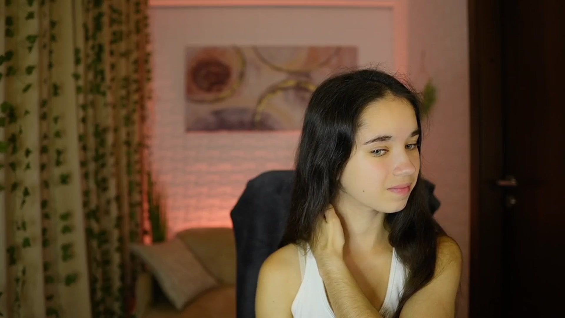 Gallery image thumbnail from Gia_Paige18's myfreecams stream on, 10/06/2024, 17:43 image 15 of 20